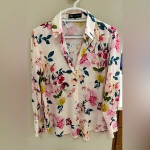 Zara - “Satin Effect Basic Blouse” - Floral Pattern